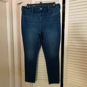 NWOT American Eagle Dream Jean Super High Rise